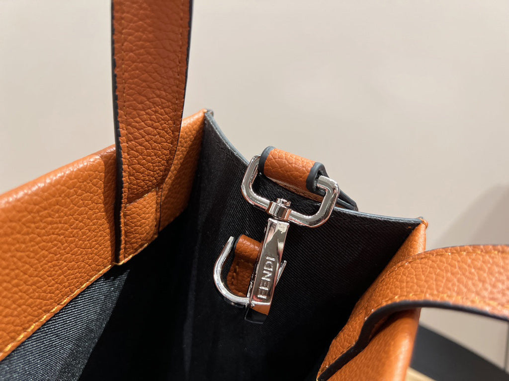 EN - Luxury Bags FEI 296