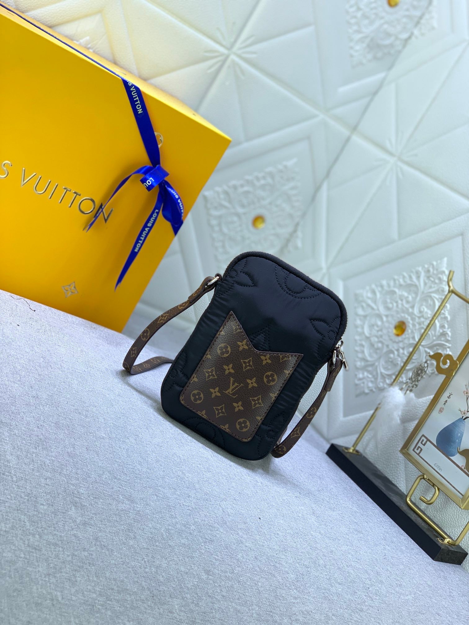 EN - New Bag LUV 621