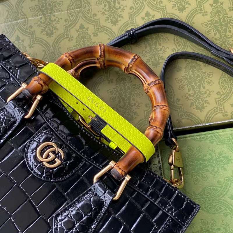 GUI2 Bags - Fashion Bags  740