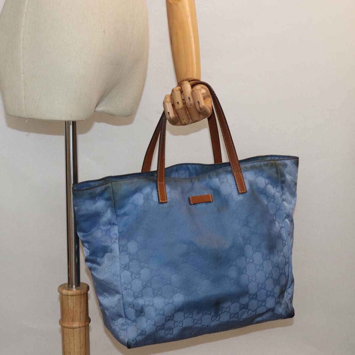 GUCCI GG Canvas Tote Bag Blue 282439 78251