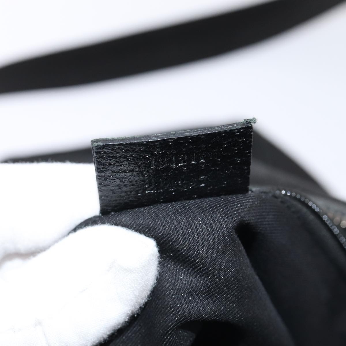 GUCCI GG Canvas Shoulder Bag Black 131211 78361
