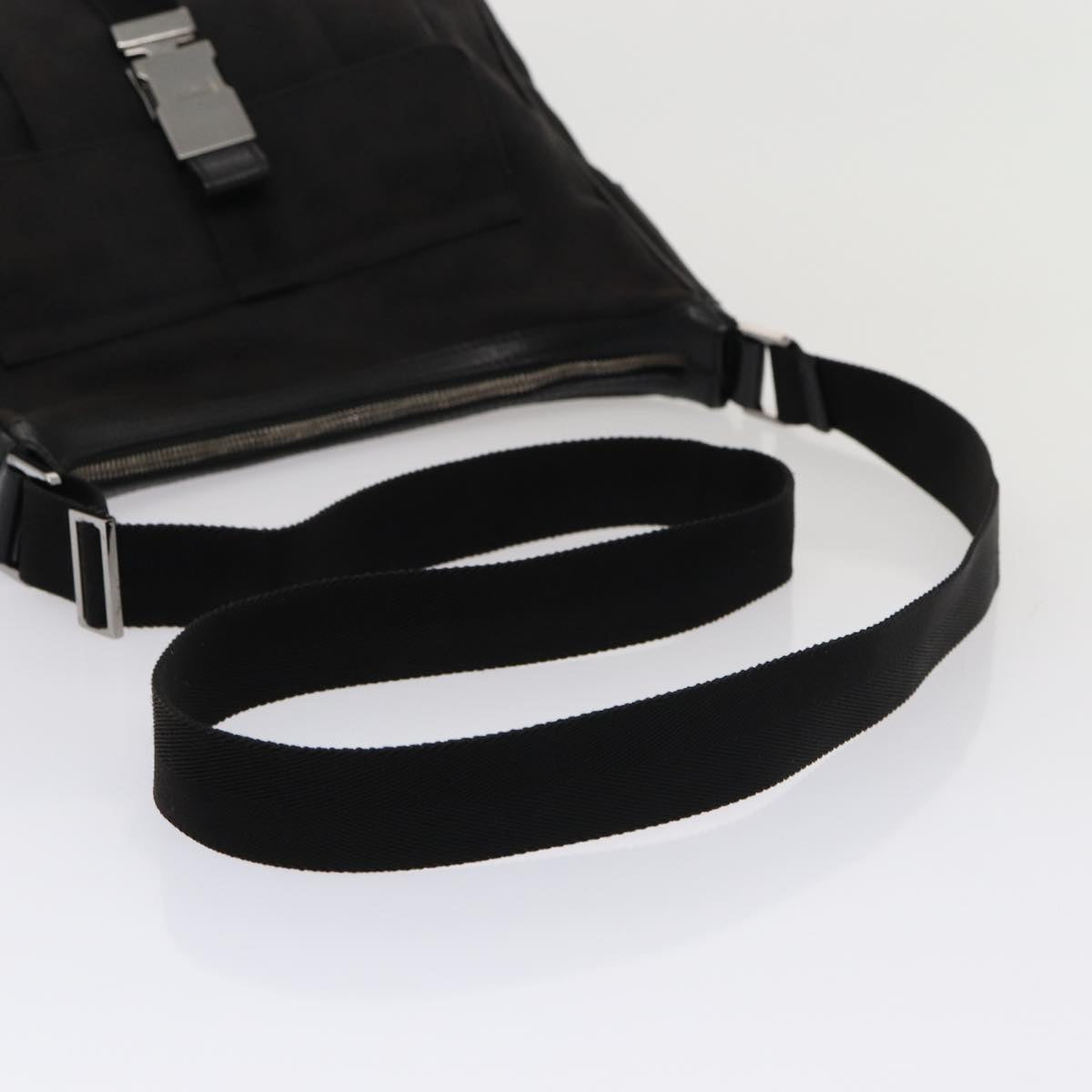 GUCCI GG Canvas Shoulder Bag Black 131211 78361