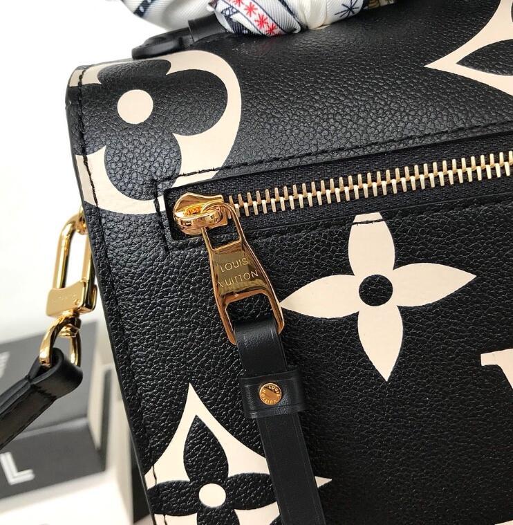 SAMC - LOV Bags - 2790