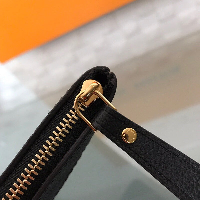 LOV2 Bags - Luxurious Bags  1889