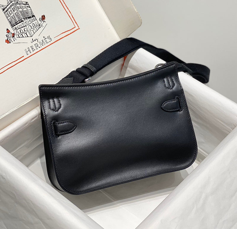 ELE - HMS Bags - 048