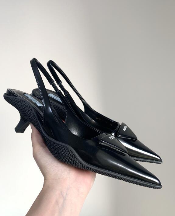 GlamyWomen Shoes - 700