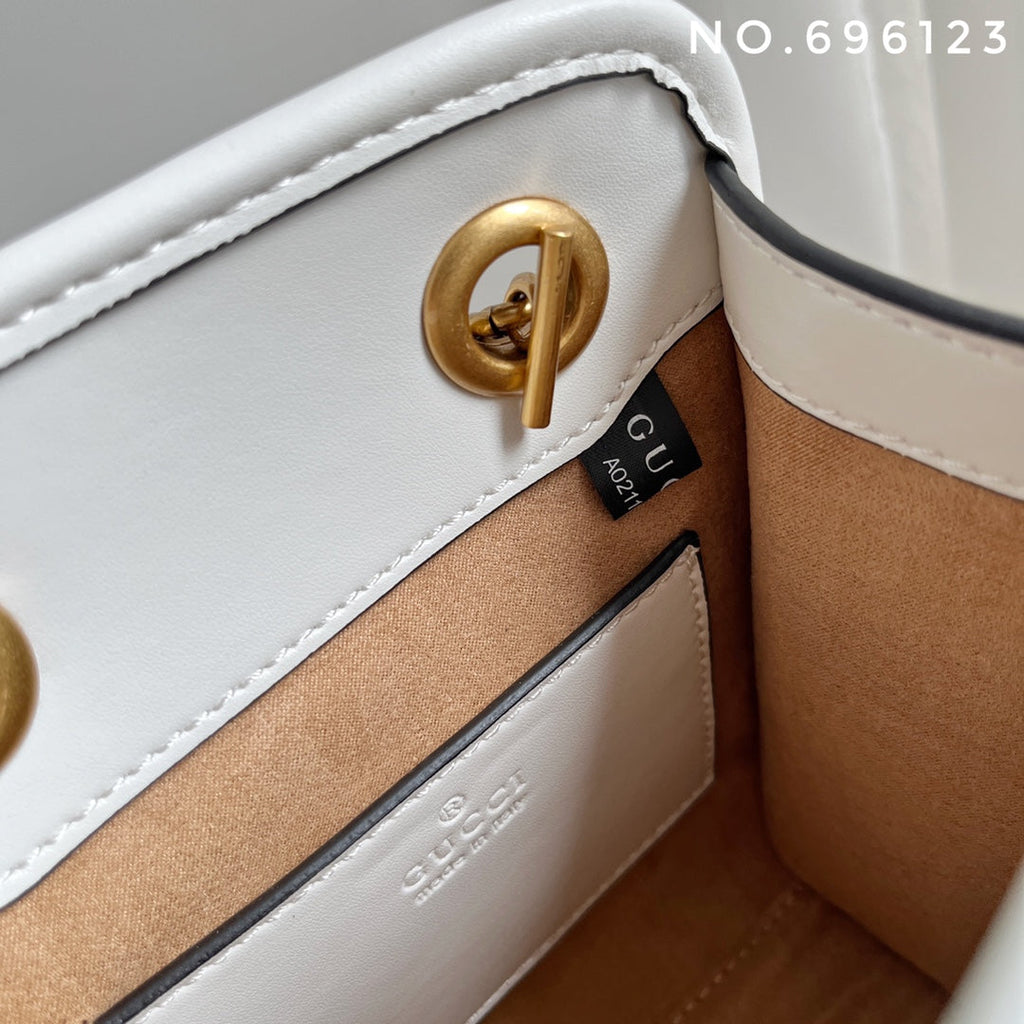 EN - New Bag GCI 498