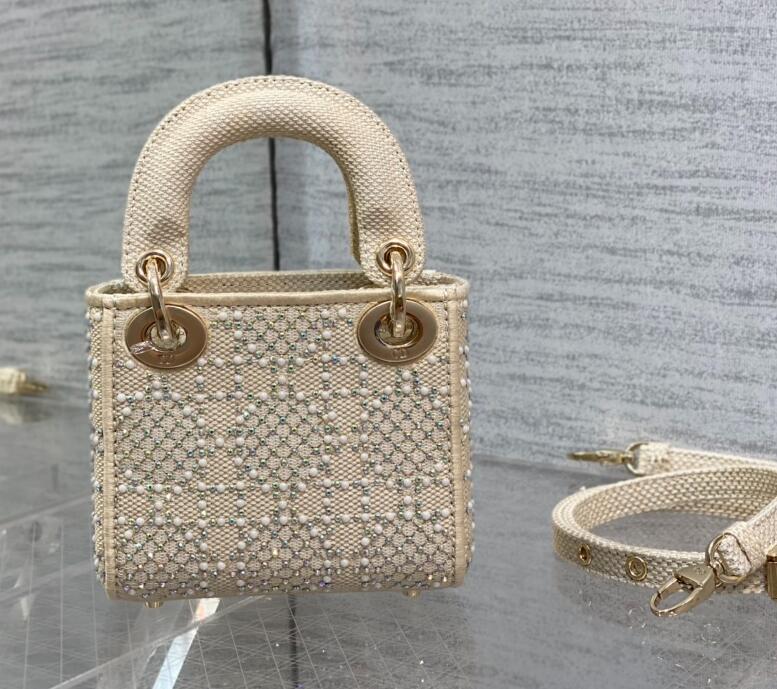 SAMCC - DOR Bags - 204