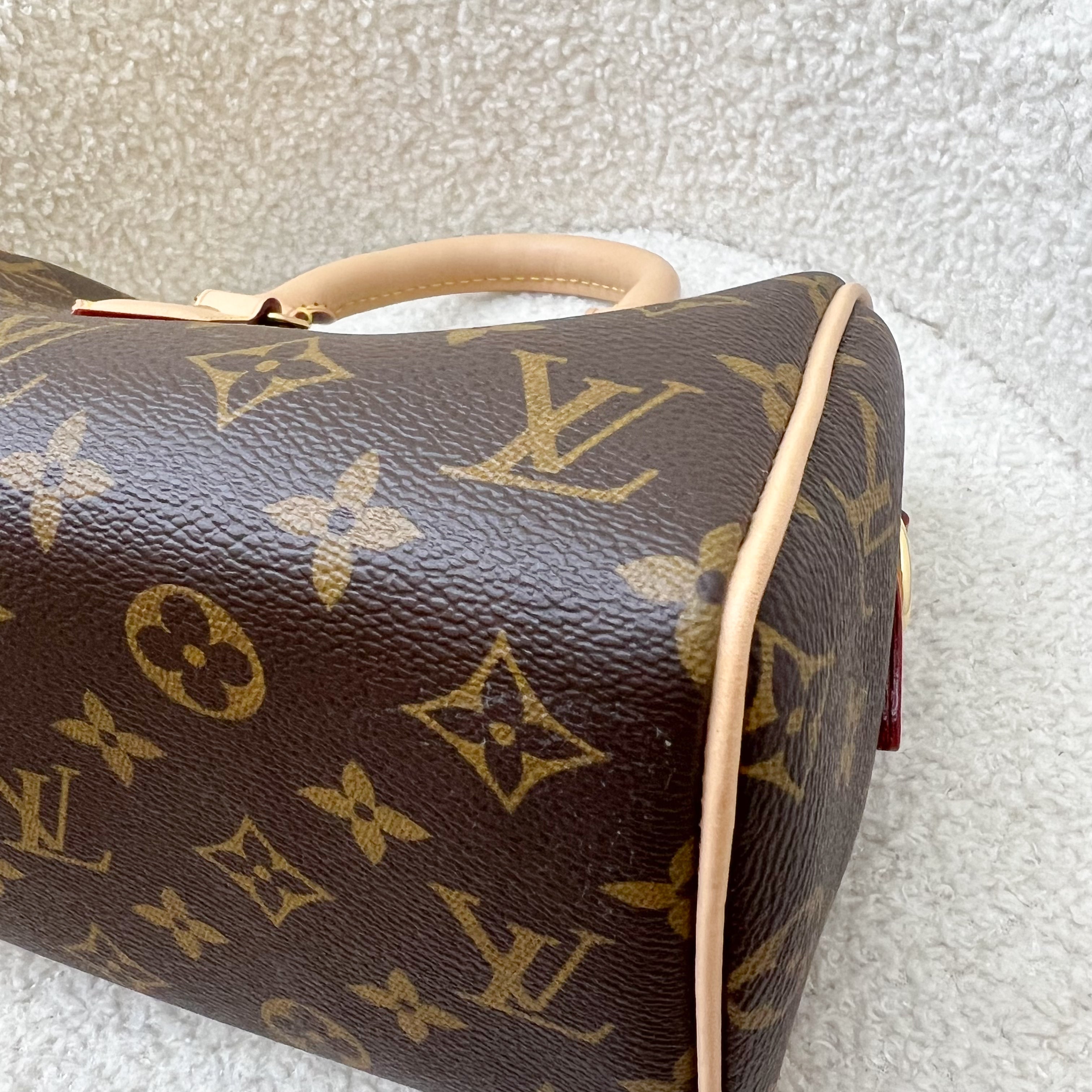 LV Speedy Bandouliere 20 in Monogram Canvas and Pink / Orange Patterned Strap