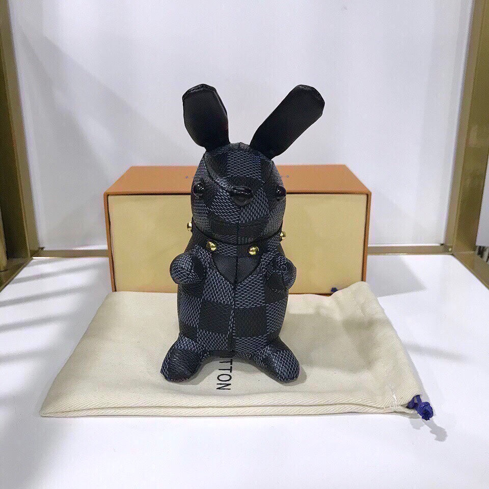 EN - Lux Keychains LUV 050