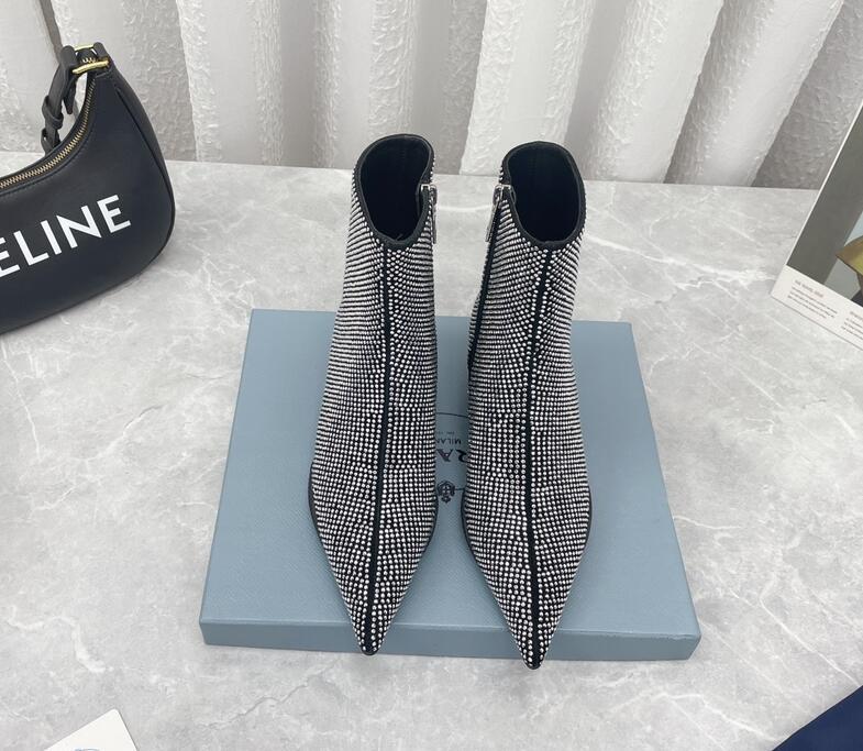 GlamyWomen Shoes - 521