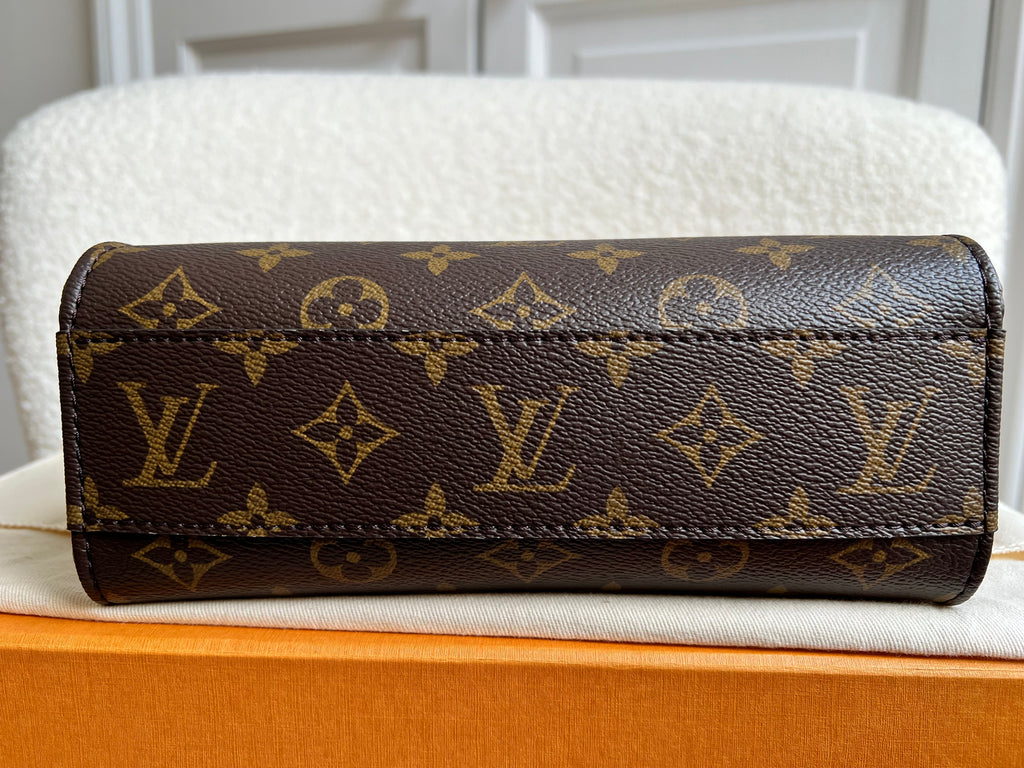 Louis Vuitton Sac Plat BB (RRP £1,820)