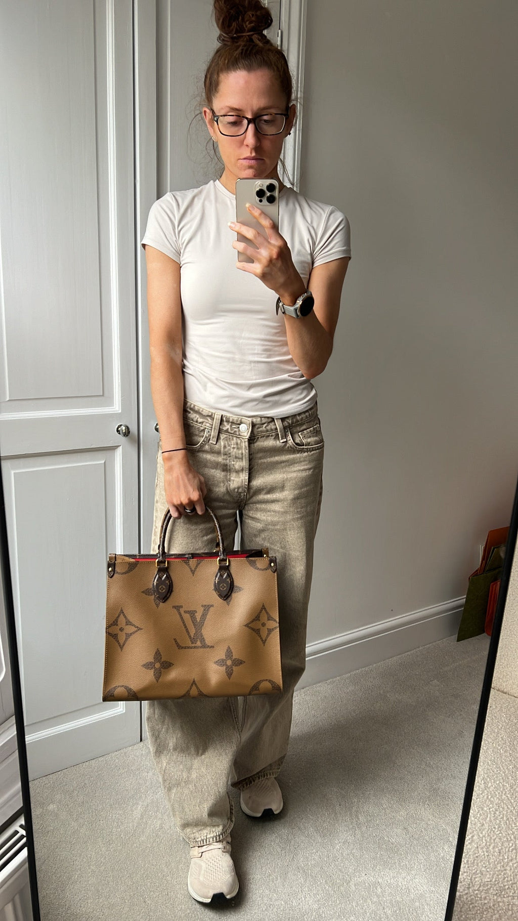 Louis Vuitton On the Go MM Monogram (RRP £2,250)