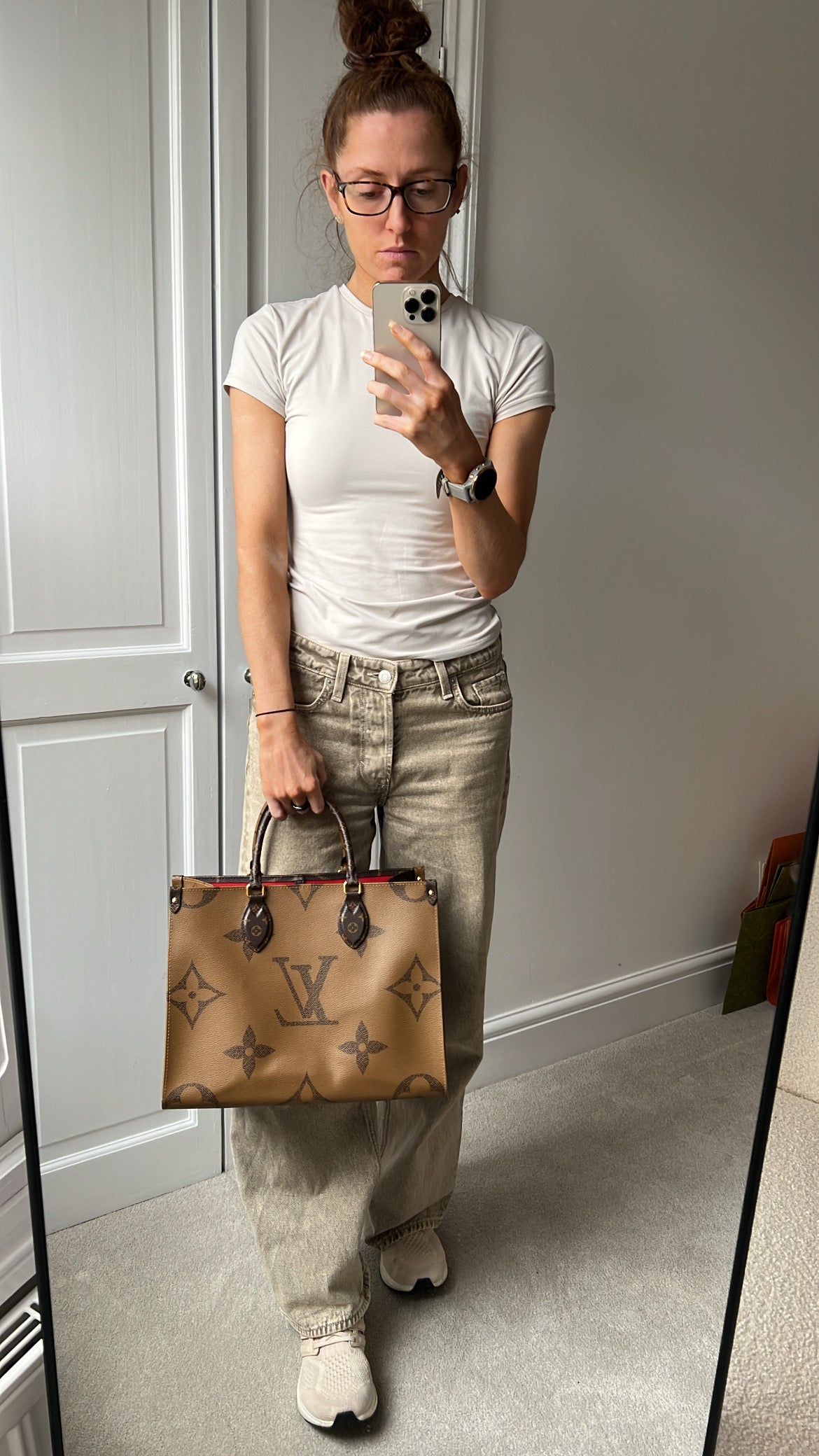 Louis Vuitton On the Go MM Monogram (RRP £2,250)