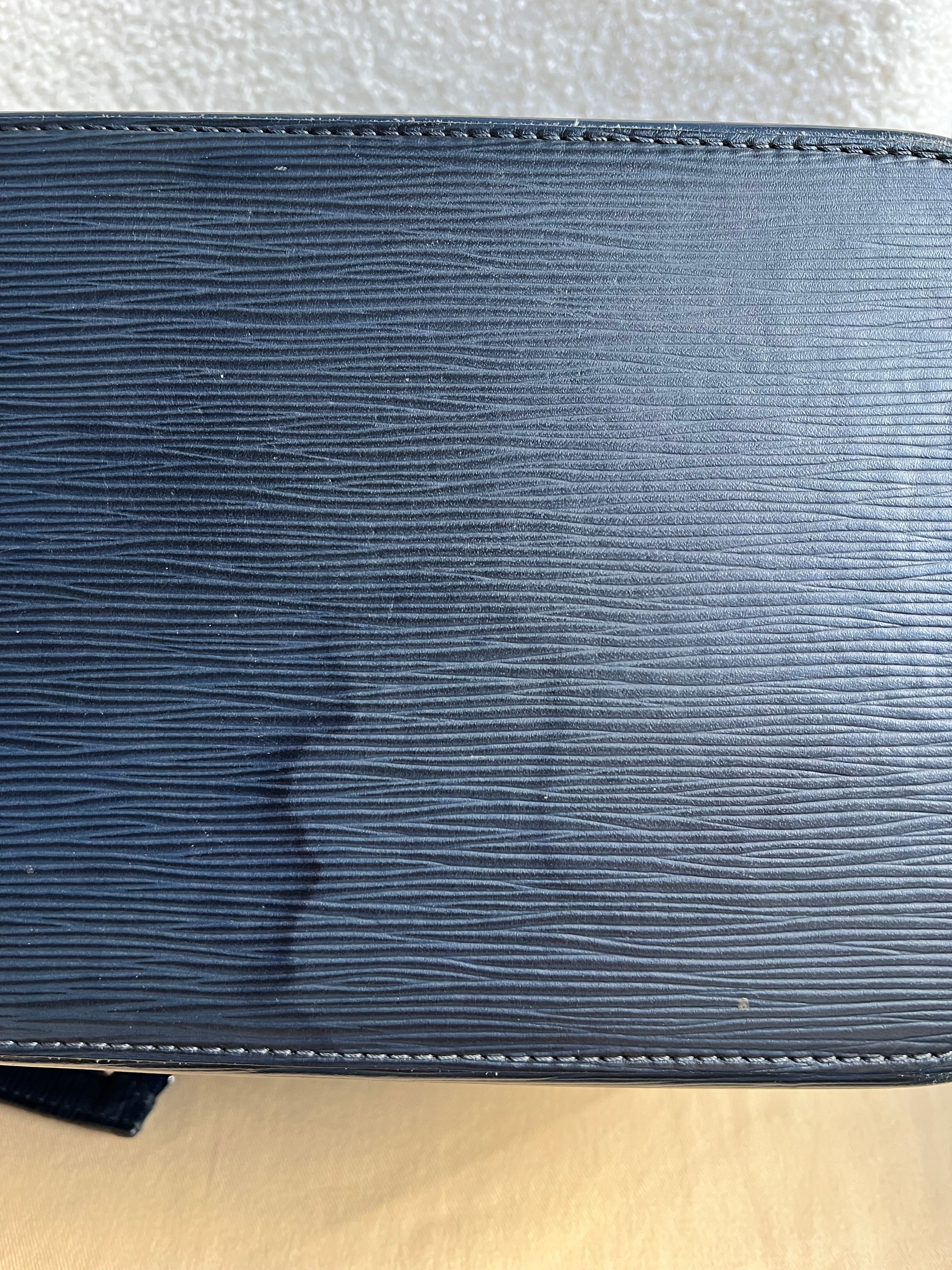 Louis Vuitton Neverfull MM Indigo Epi Leather (RRP £1,740)