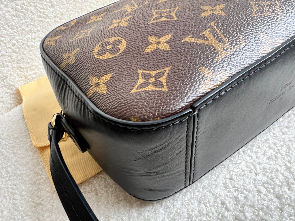 Louis Vuitton Saintonge Black and Monogram
