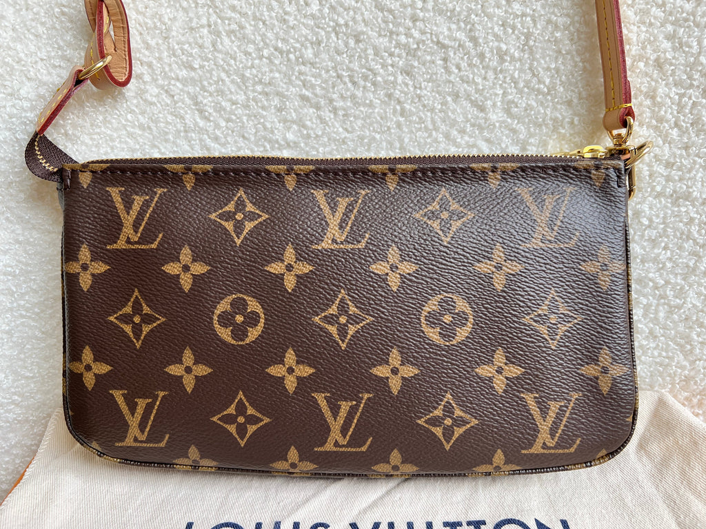 Louis Vuitton Pochette Accessoires Monogram (RRP £970)