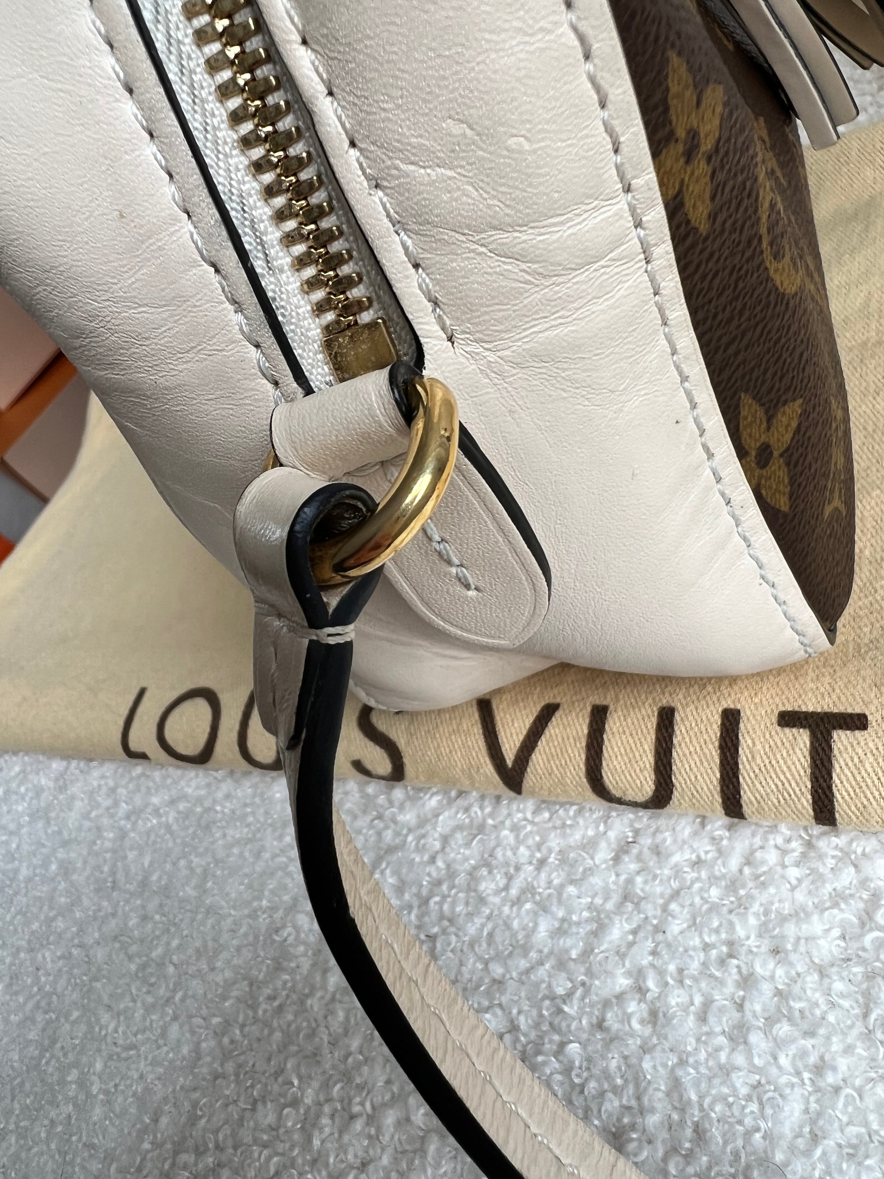 Louis Vuitton Saintonge Monogram Cream