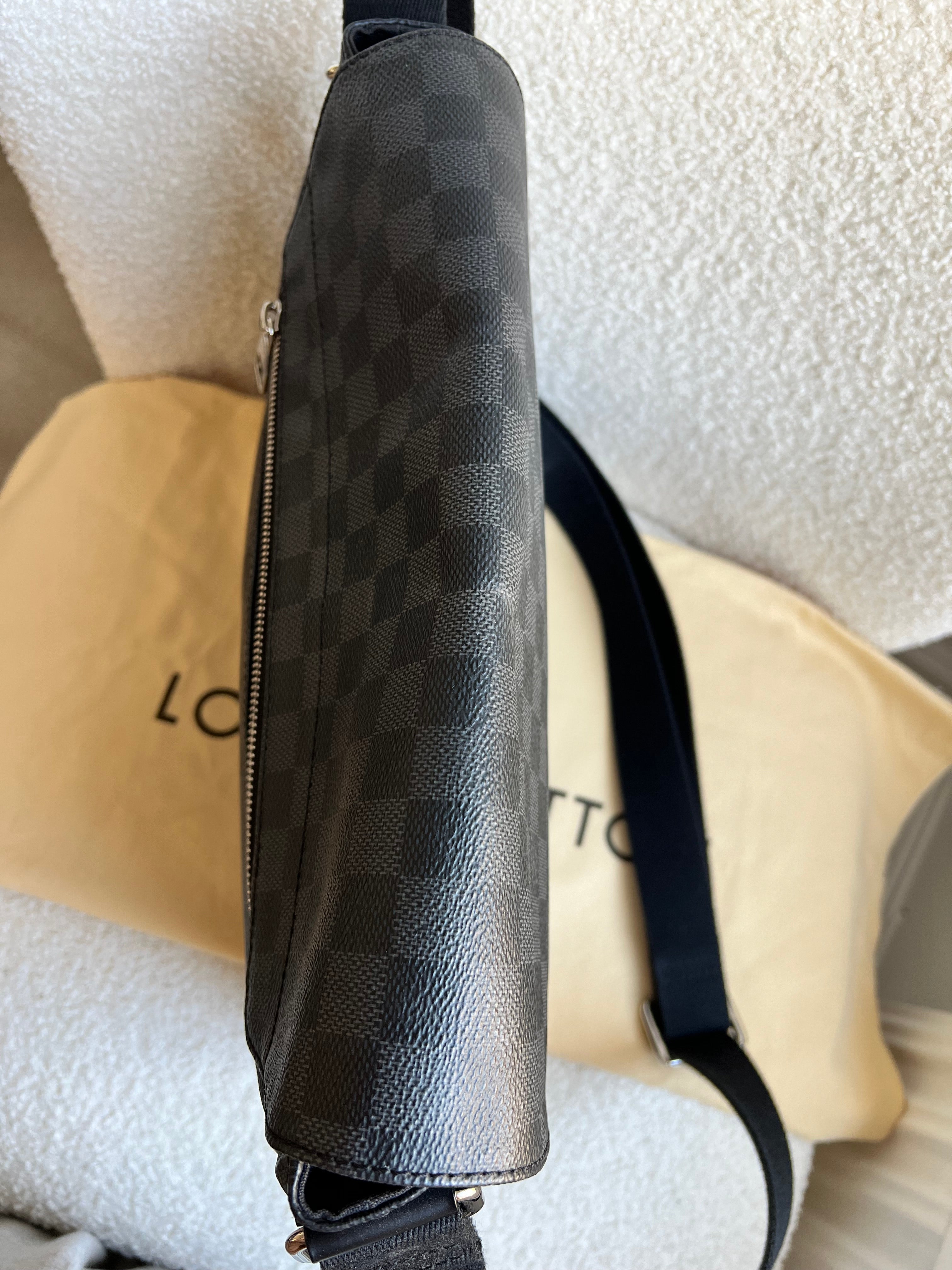 Louis Vuitton PM District Messenger Bag Damier Graphite