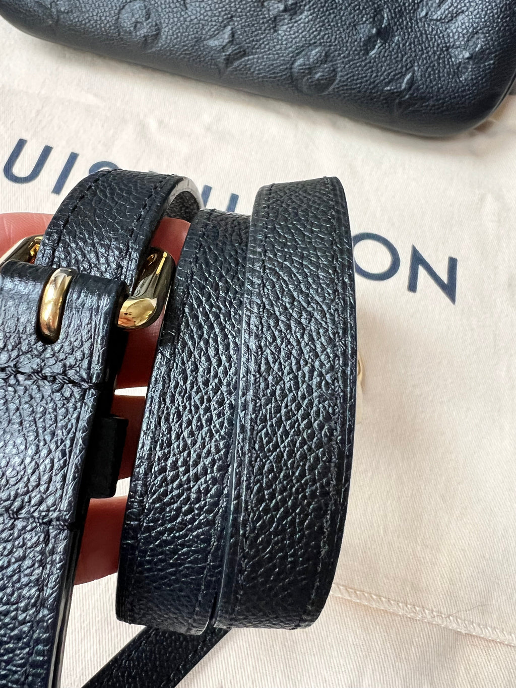 Louis Vuitton Pochette Metis Black Empreinte (RRP £2,110)