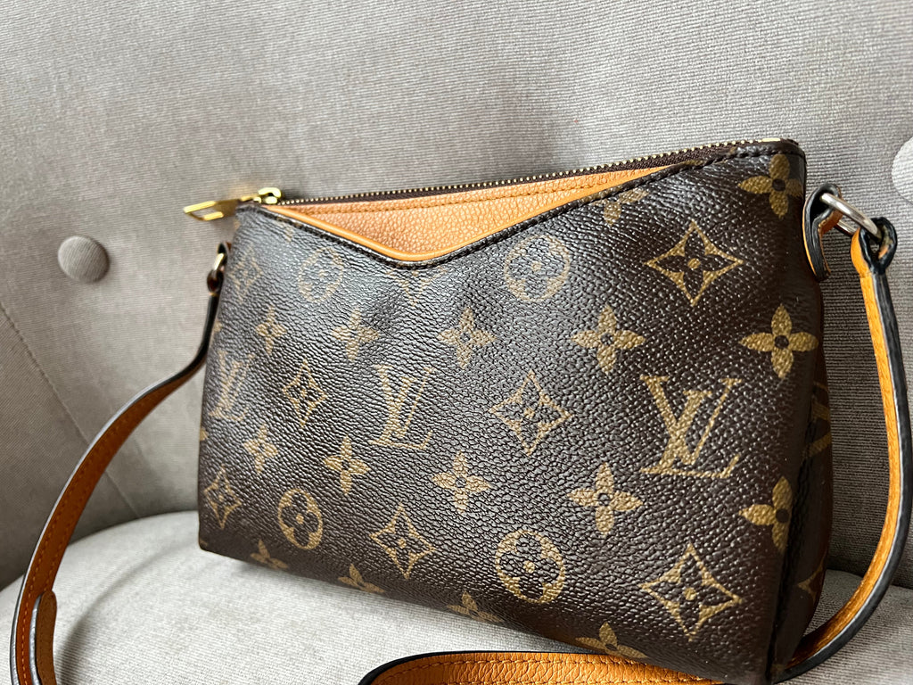 Louis Vuitton Monogram Safran Pallas Pochette