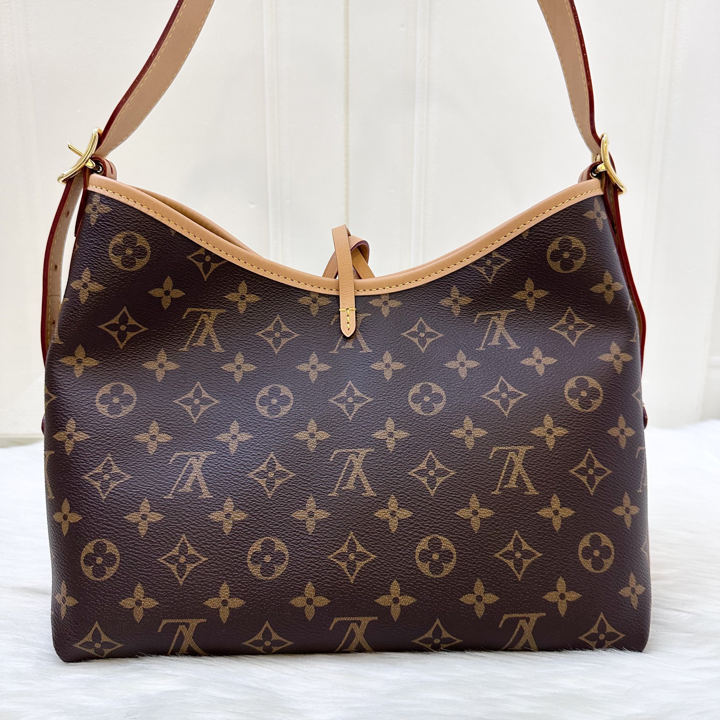 LV Carryall PM in Monogram Canvas and GHW