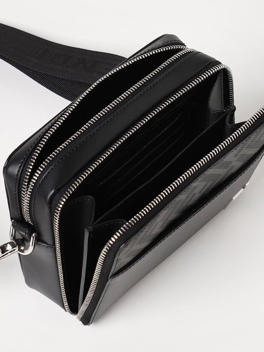 CAMERA CASE