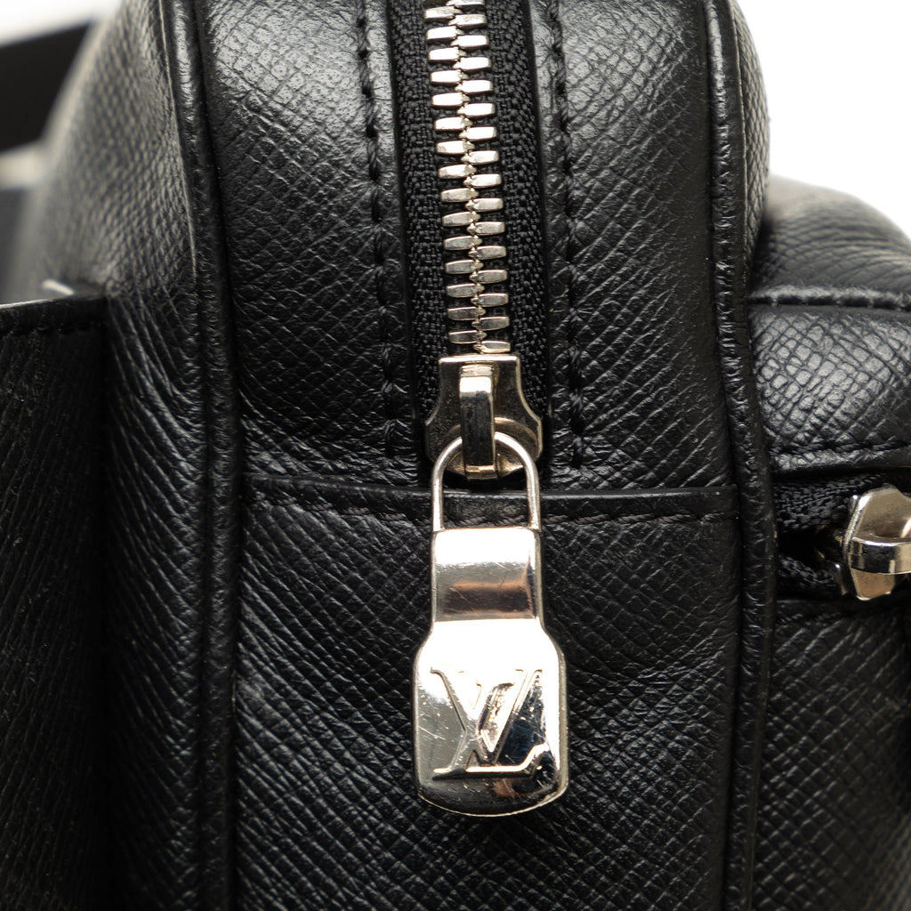 Black Louis Vuitton Taiga Outdoor Bumbag Belt Bag