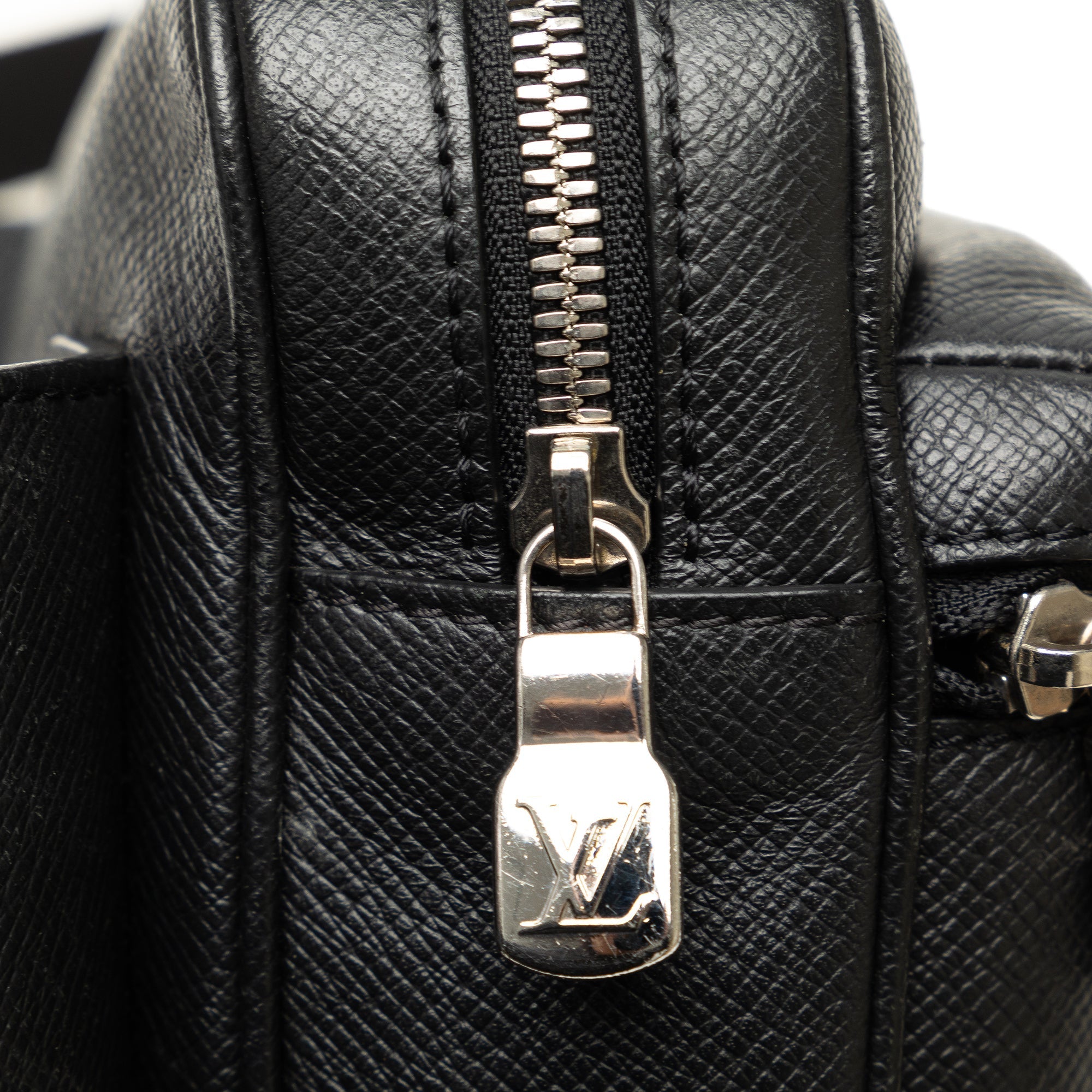 Black Louis Vuitton Taiga Outdoor Bumbag Belt Bag