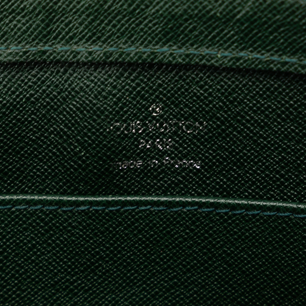 Green Louis Vuitton Taiga Baikal Clutch Bag