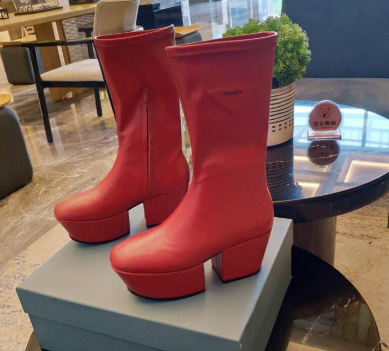 GlamyWomen Shoes - 556