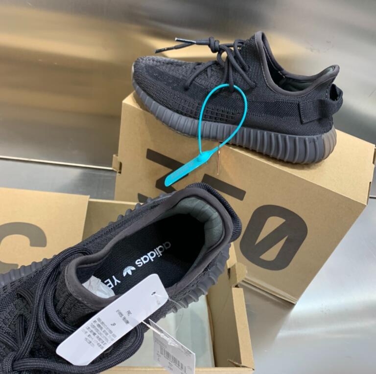 SAMC - YZO Sneakers - 366