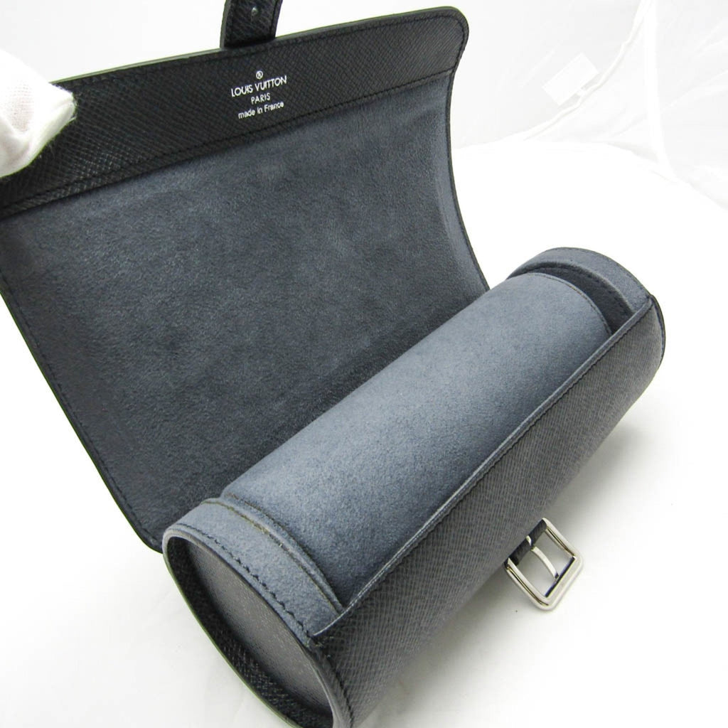 Louis Vuitton Taiga  Leather Wallet  ()