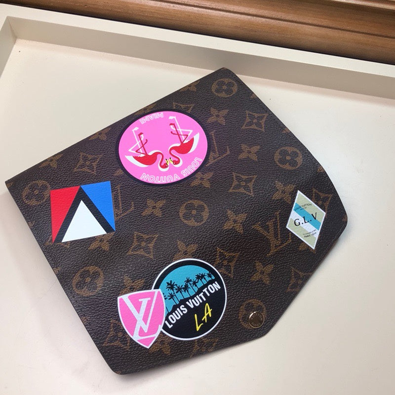 LOV2 Bags - Luxurious Bags  2424