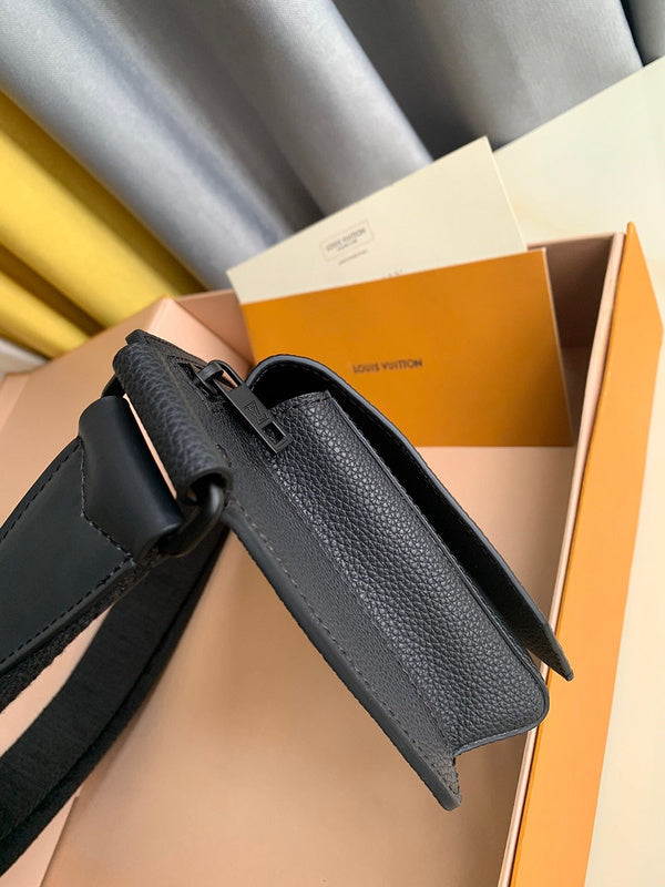 LOV2 Bags - Luxurious Bags  1191