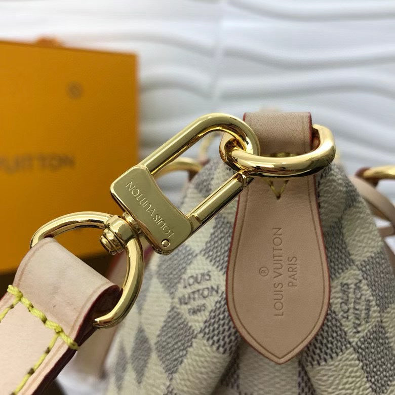 LOV2 Bags - Luxurious Bags  2461