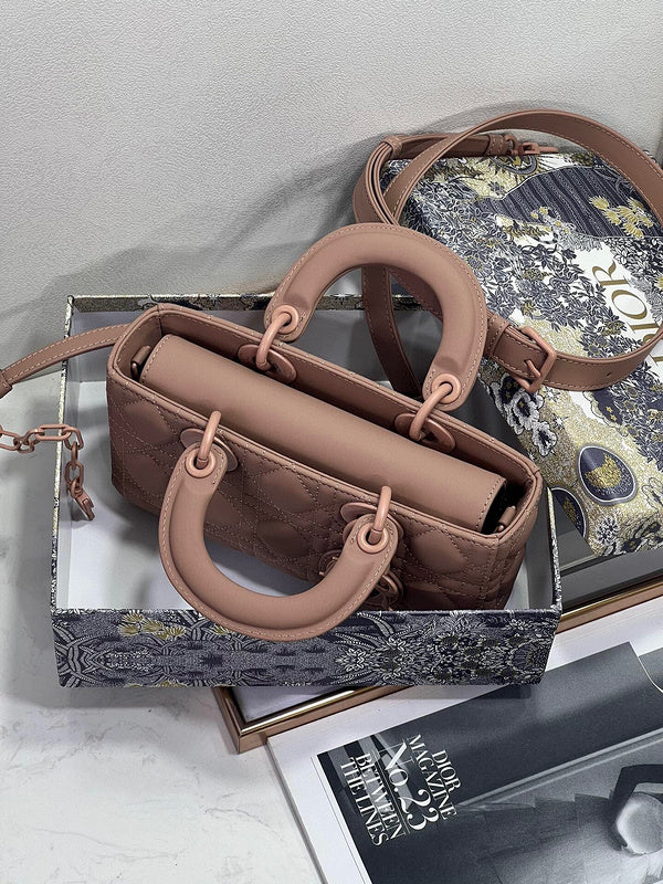 ELE - Dir Bags - 506