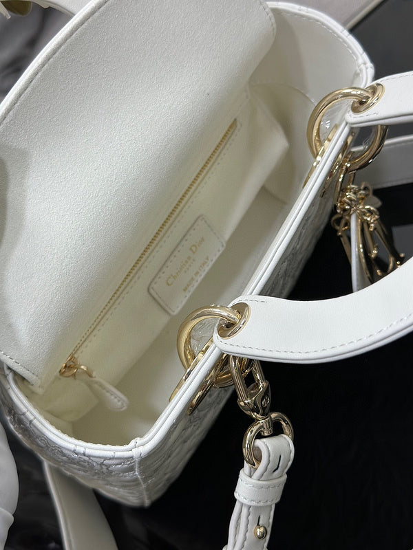 ELE - Dir Bags - 1206