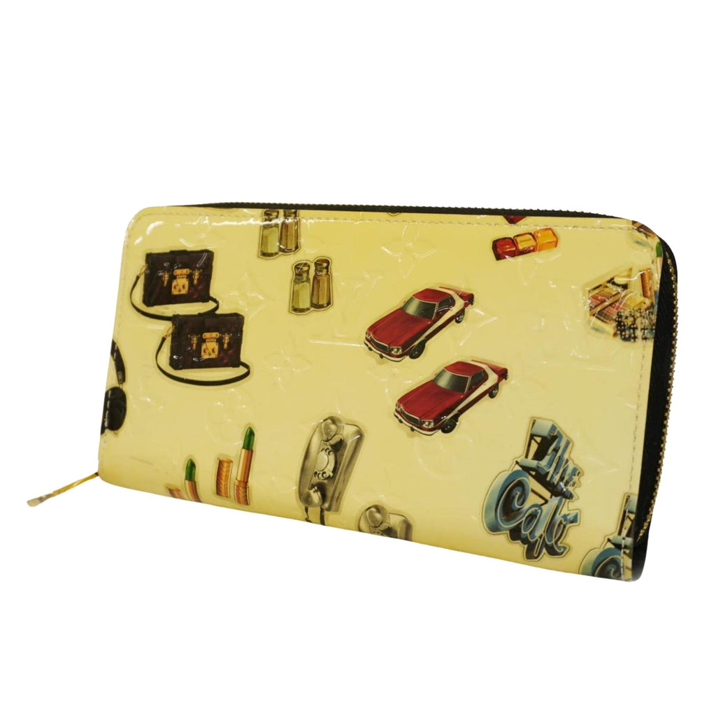Louis Vuitton Zippy  Patent Leather Wallet  ()