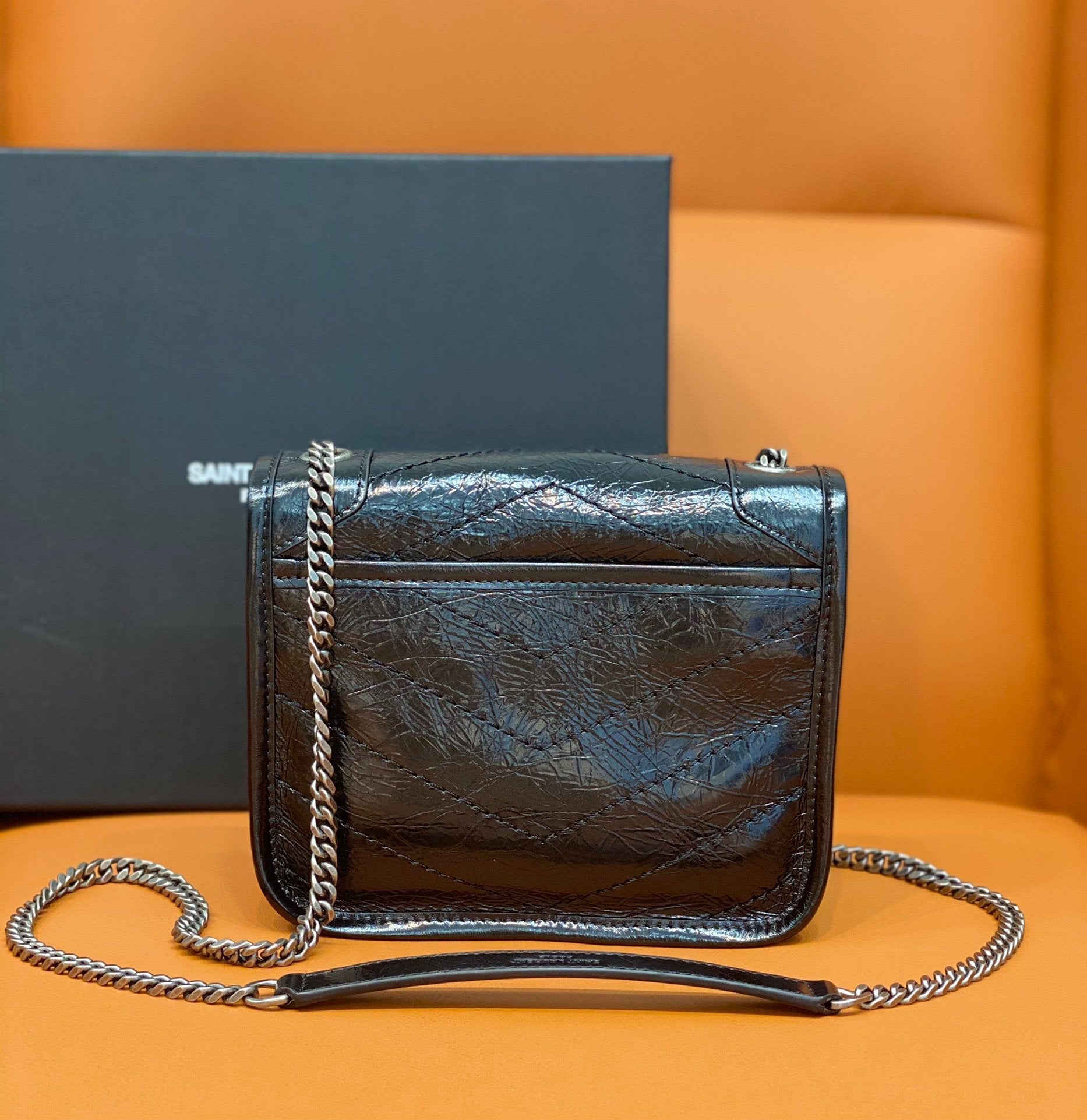 GLAMI Niki Wallets On Chain Black For Women 7.5in/19cm
