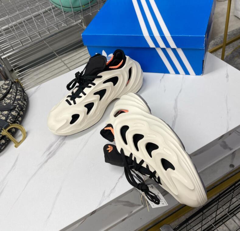SAMC - YZO Sneakers - 075