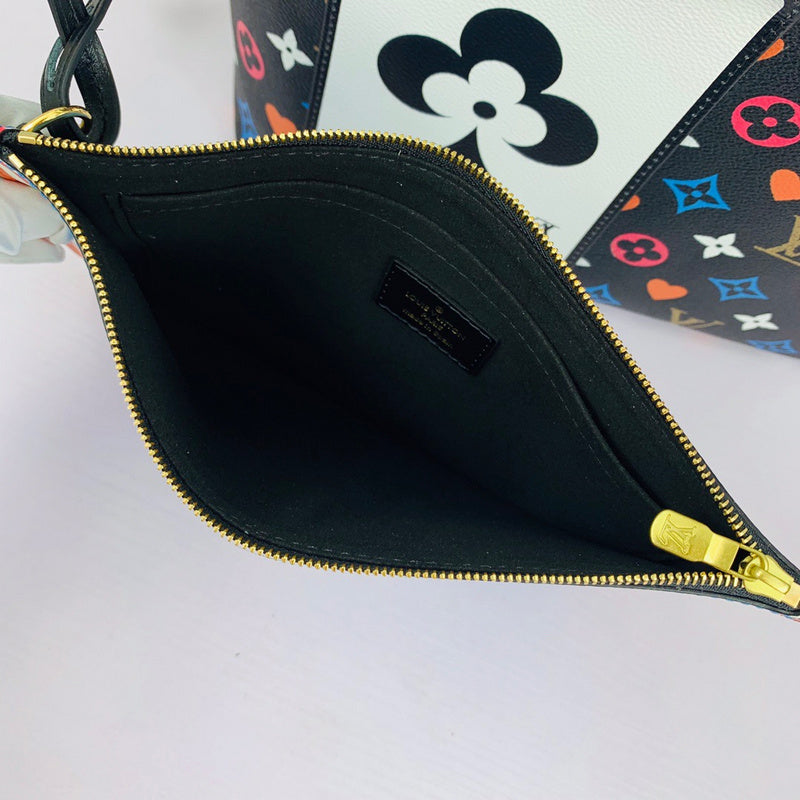 LOV2 Bags - Luxurious Bags  1632