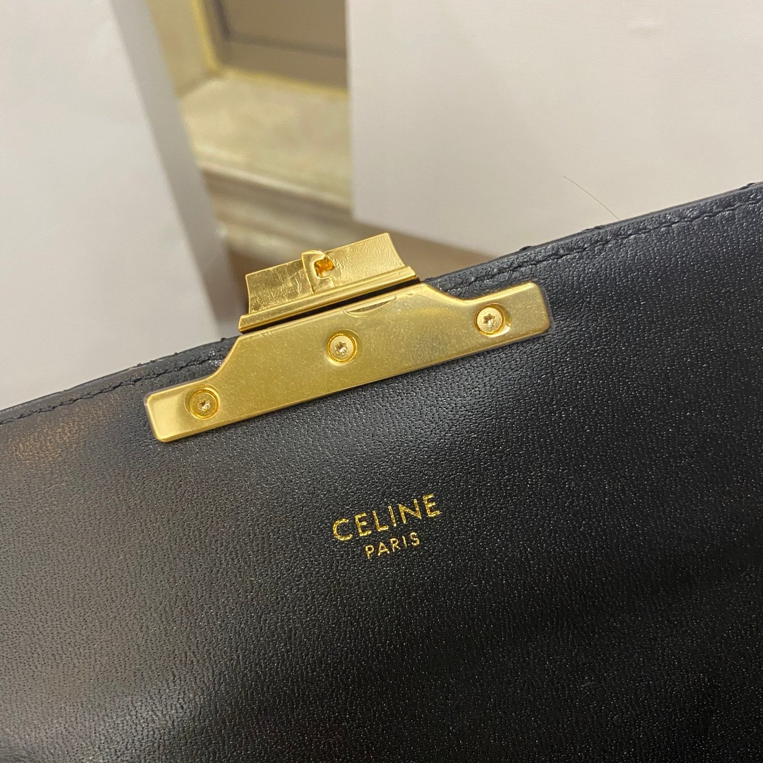 GLAMI Triomphe Shoulder Bag In Quilted Triomphe Lambskin Black For Women 8in/20cm 194143EF4.38NO