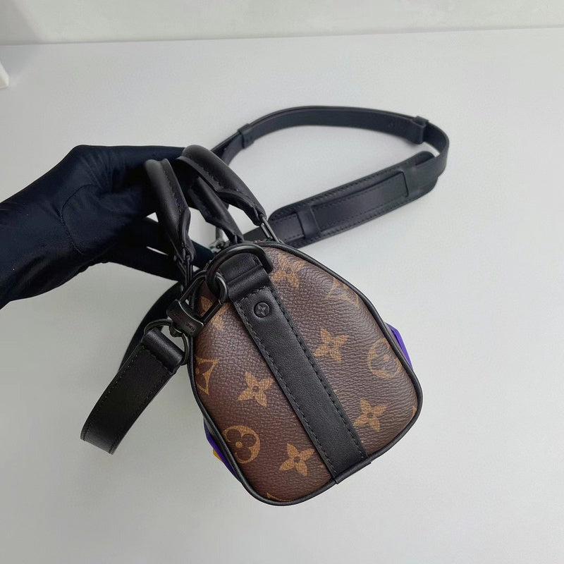 LOV2 Bags - Luxurious Bags  2520
