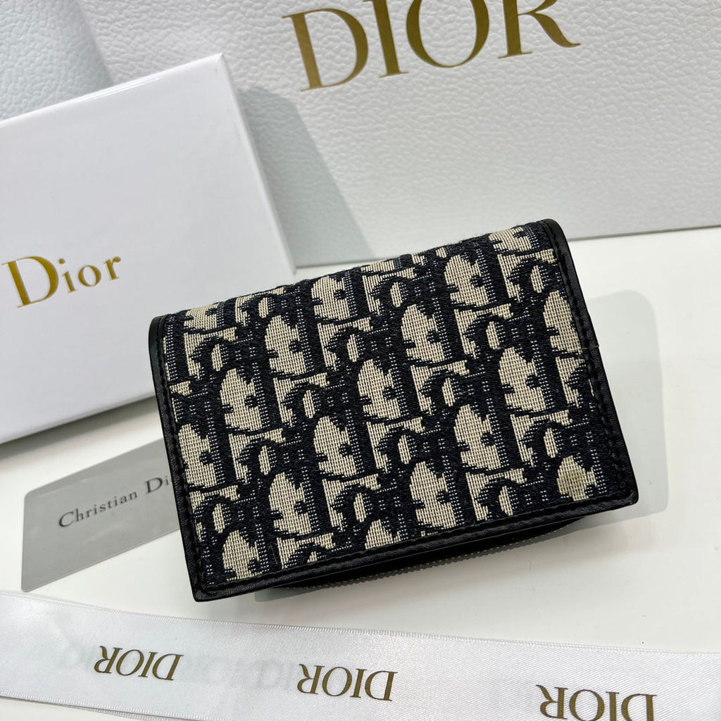 EN - New Arrival Wallet DIR 013