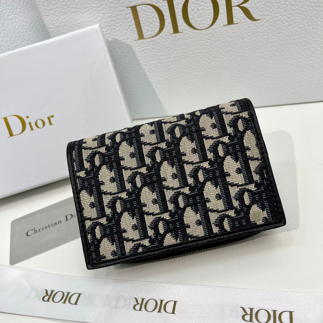 EN - New Arrival Wallet DIR 013