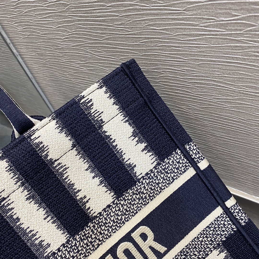 GLAMI MeGLAMIum Book Tote Blue D-Stripes Embroidery For Women 36cm/16.5in CD