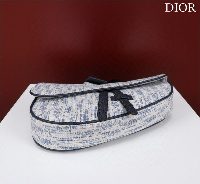 ELE - Dir Bags - 2013