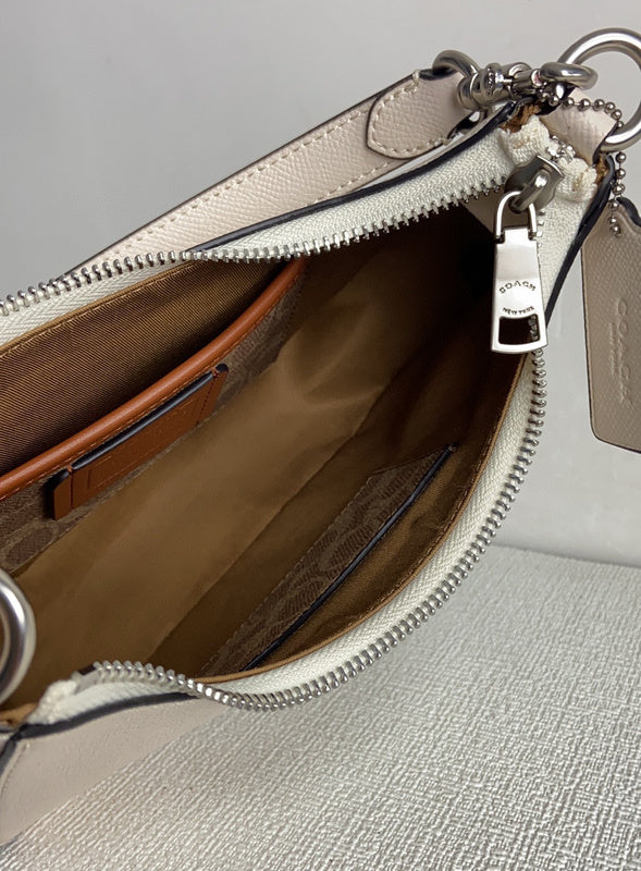 Glami-i CAH Bags - 147