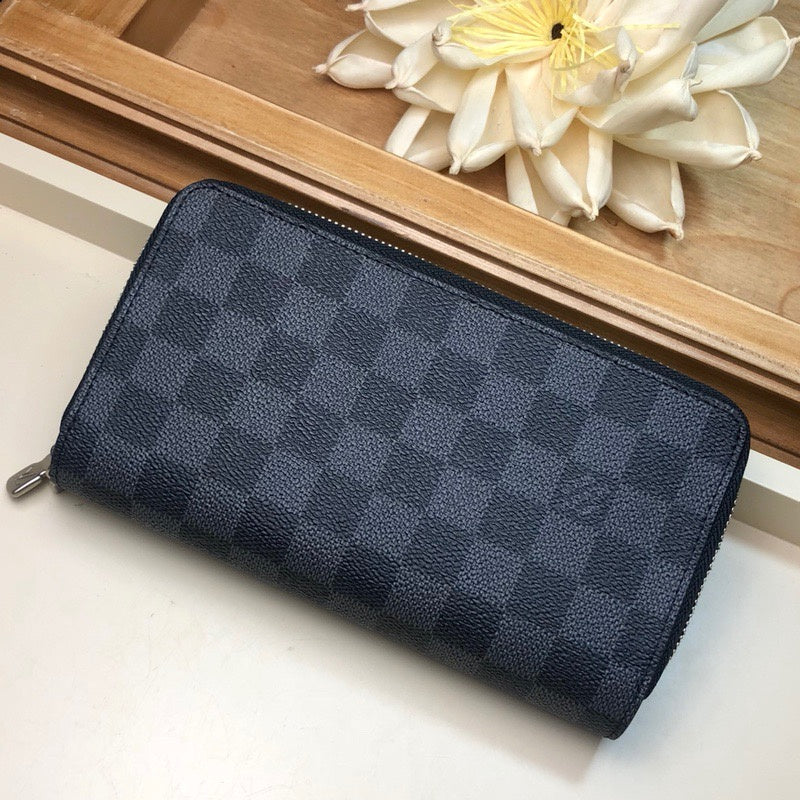 LOV2 Bags - Luxurious Bags  2349